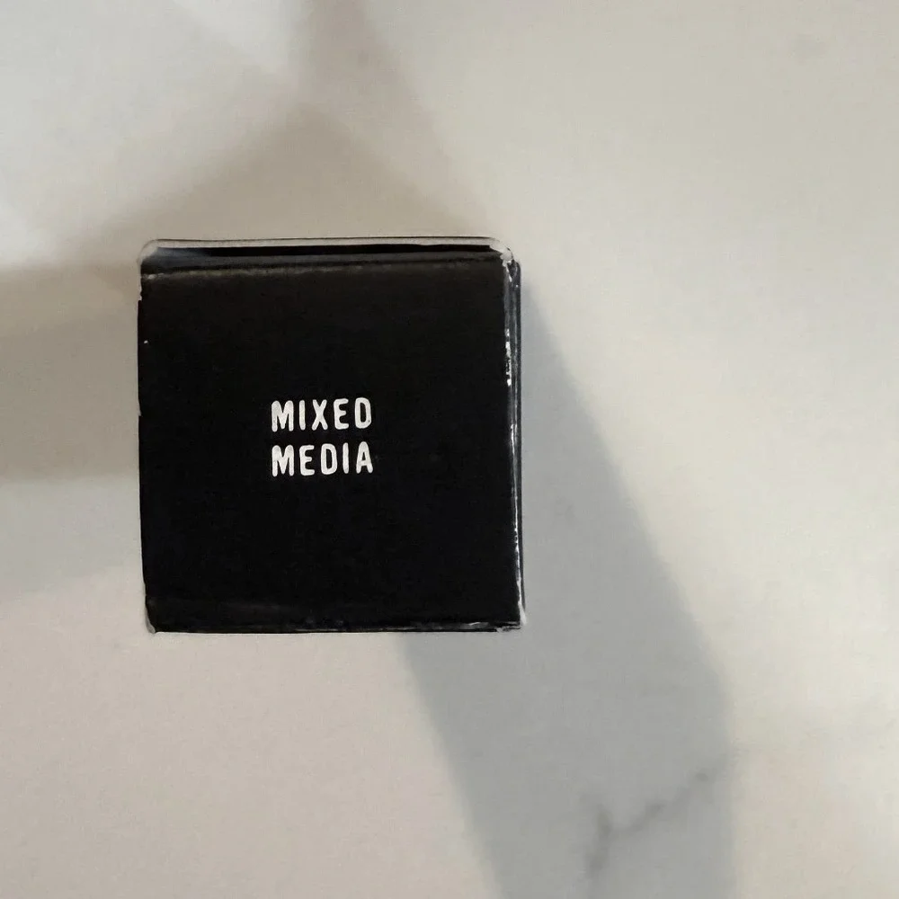 MAC MACximal Retro Matte Lipstick Mixed Media Deep Raisin Plum Matte Retail $25